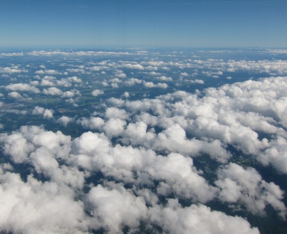 7月に上空から見た雲.jpg